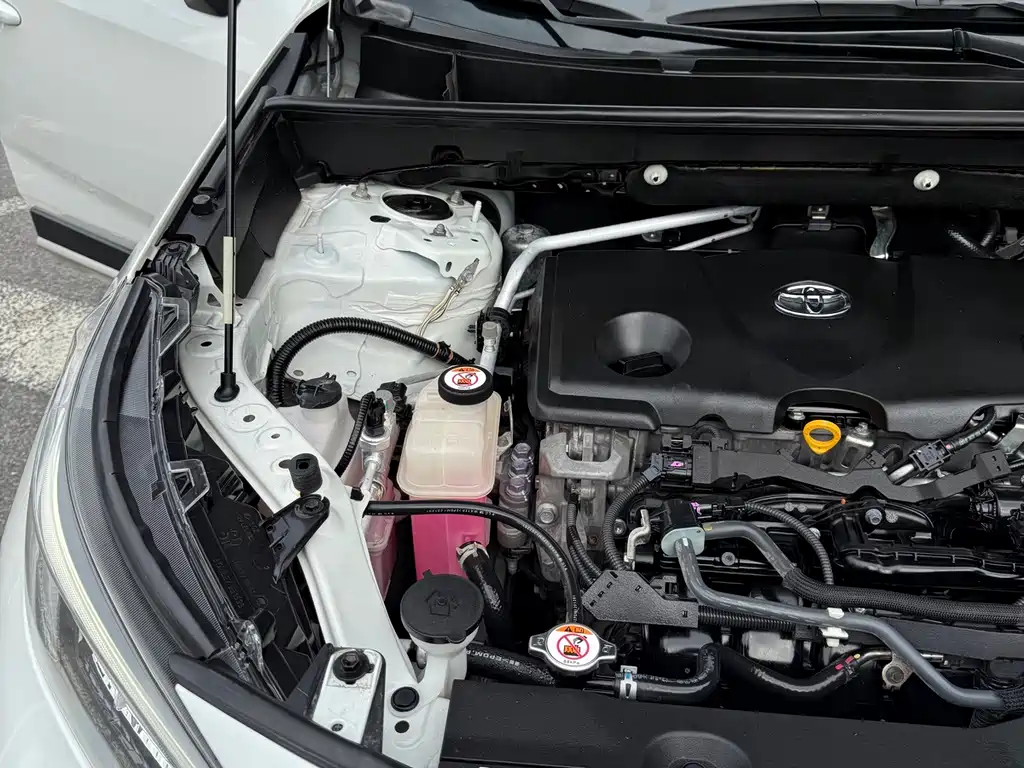Toyota Wildlander — фото 19