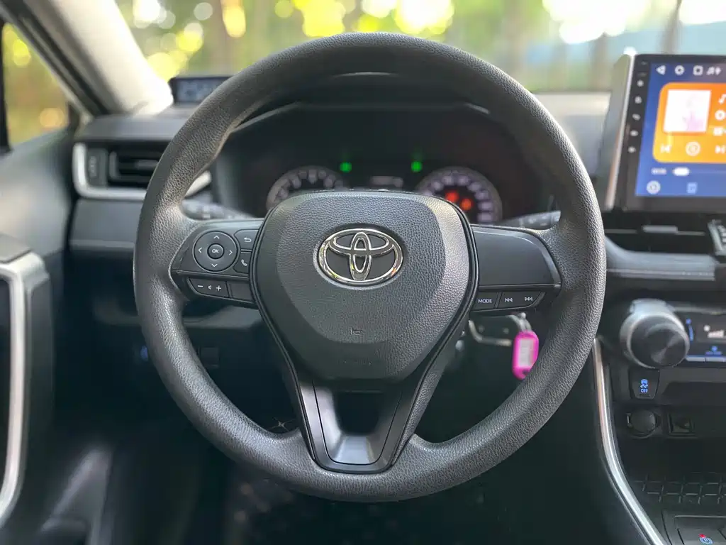 Toyota Wildlander — фото 13
