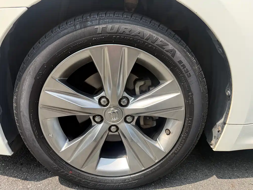 Toyota Crown — фото 14