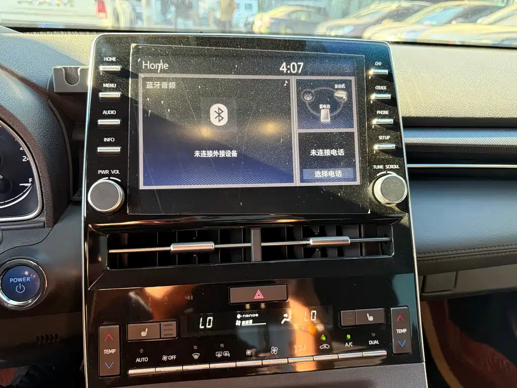 Toyota Avalon — фото 14