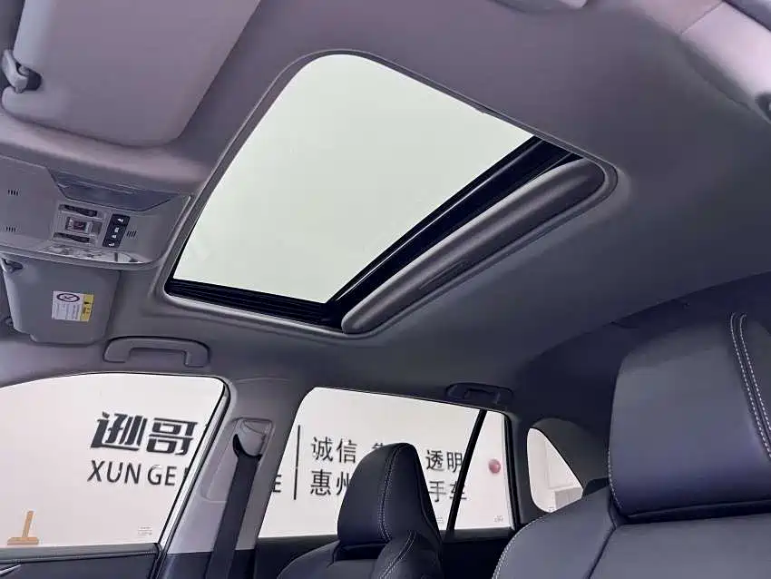 Toyota Wildlander — фото 17