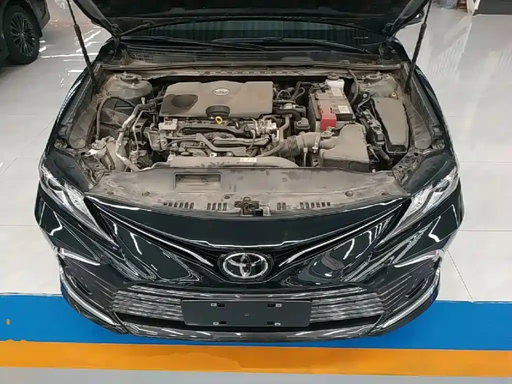 Toyota Camry — фото 20