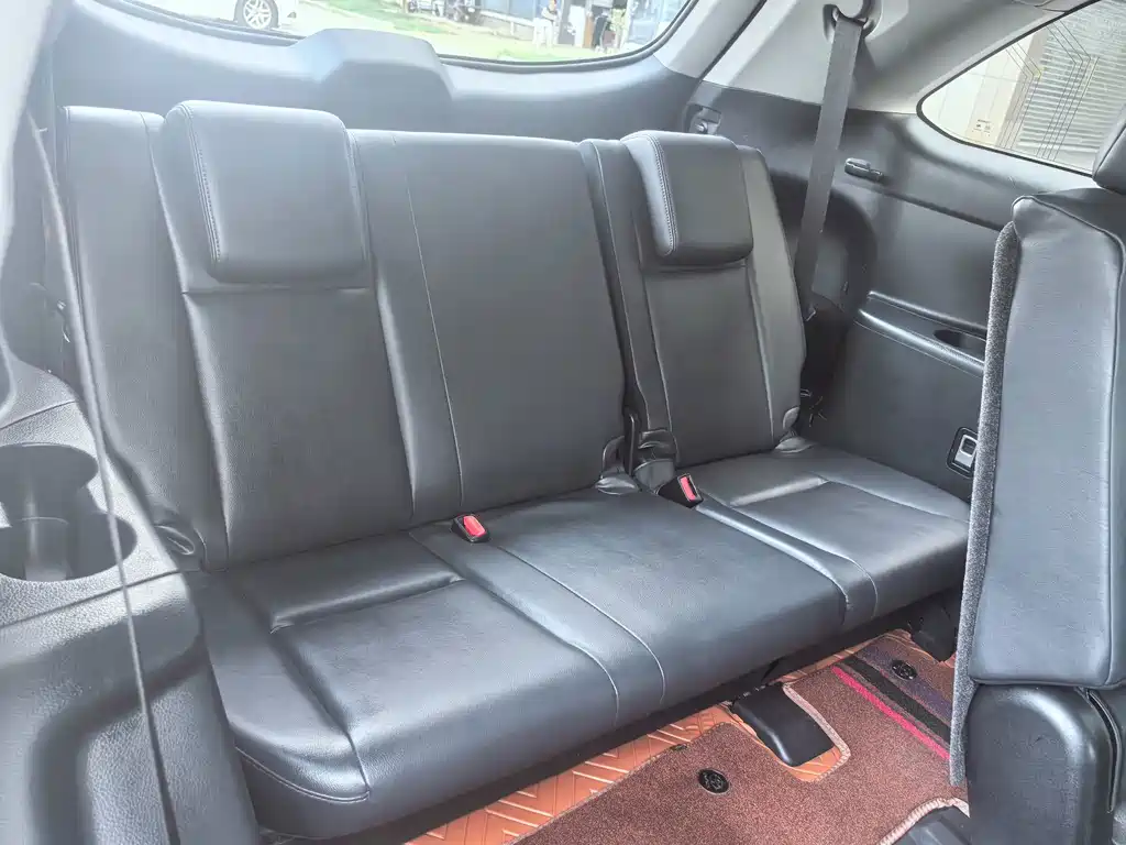 Toyota Highlander — фото 23