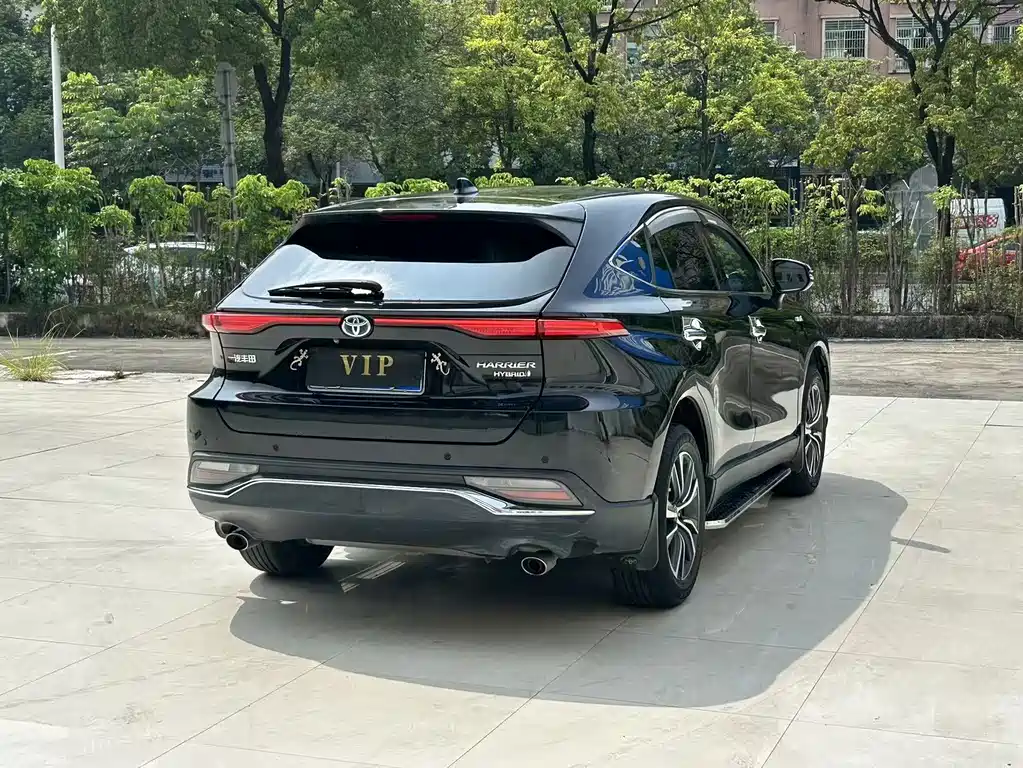 Toyota Harrier — фото 7