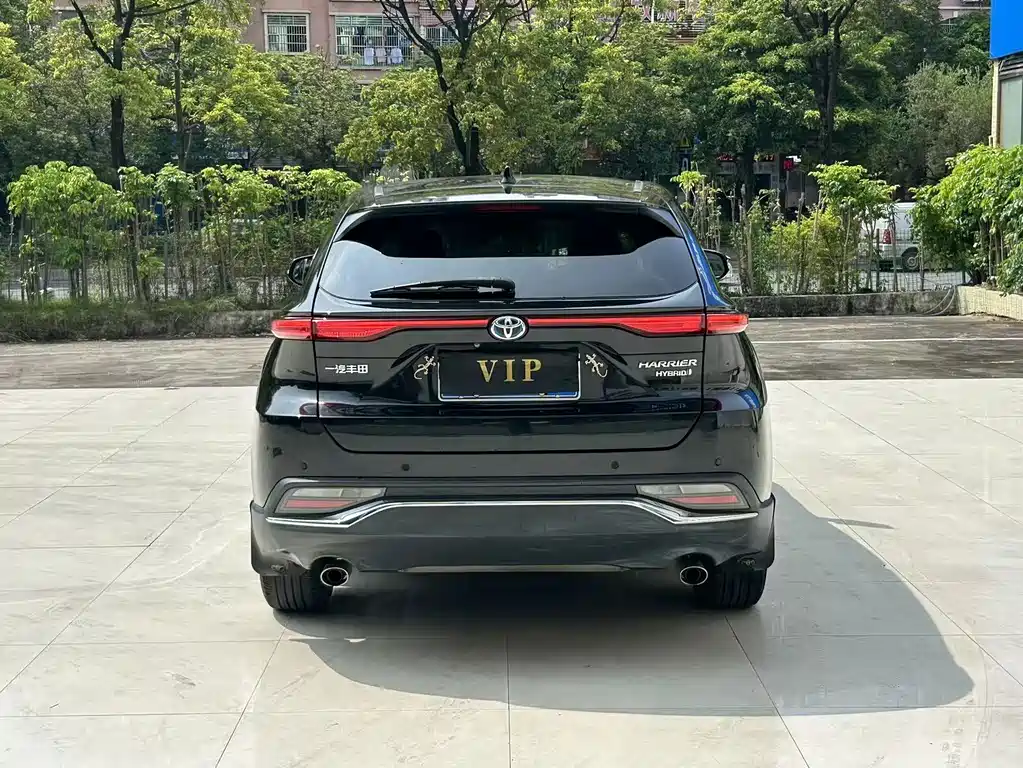 Toyota Harrier — фото 8