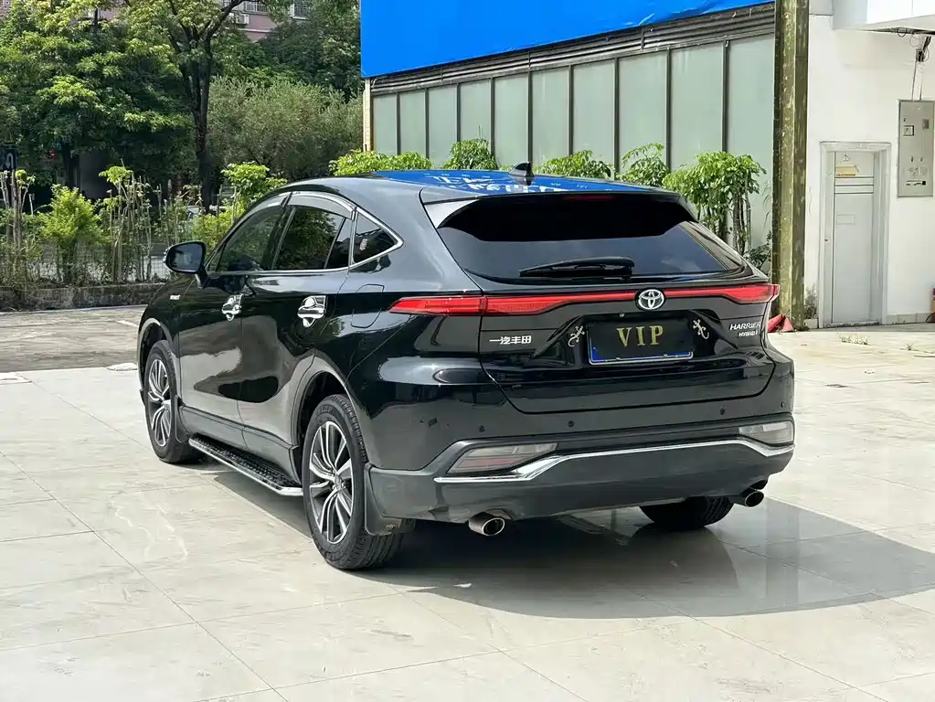 Toyota Harrier — фото 9