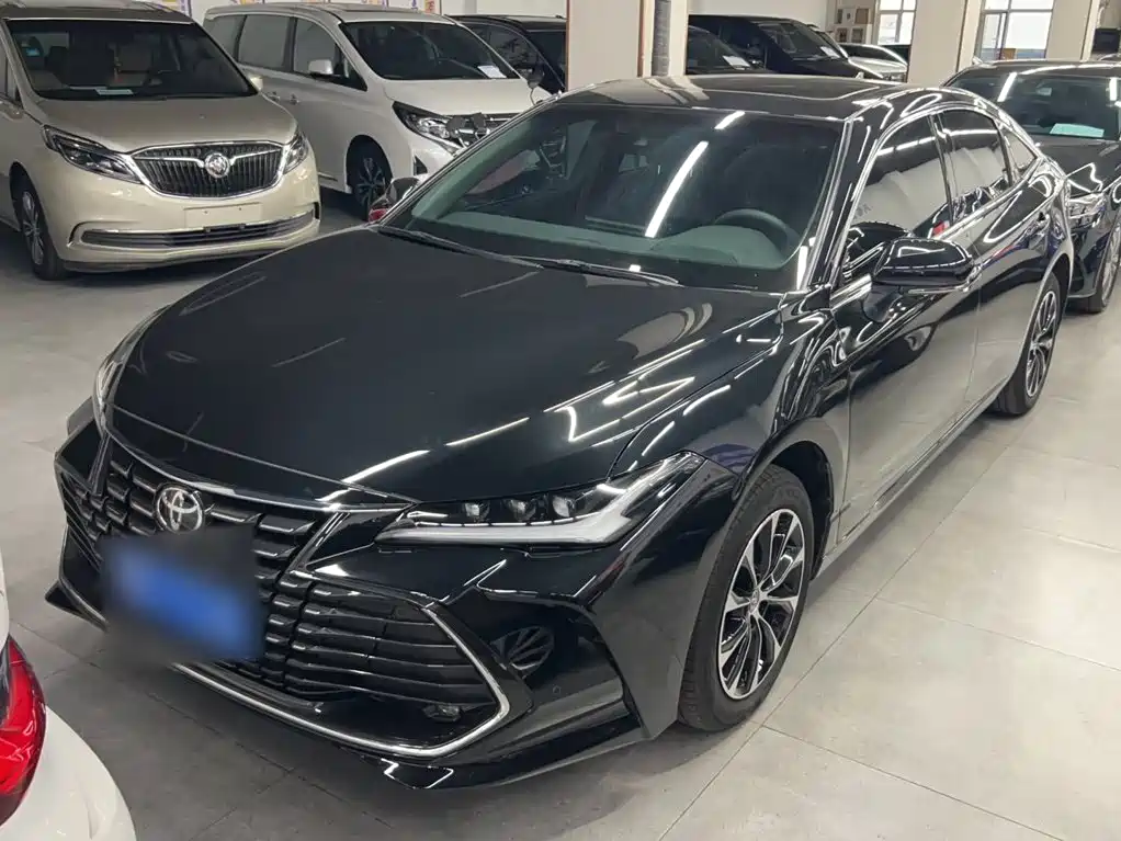 Toyota Avalon — фото 2
