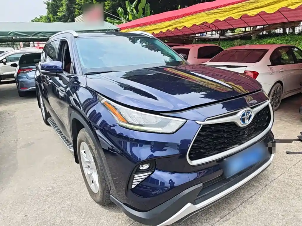 Toyota Highlander — фото 4