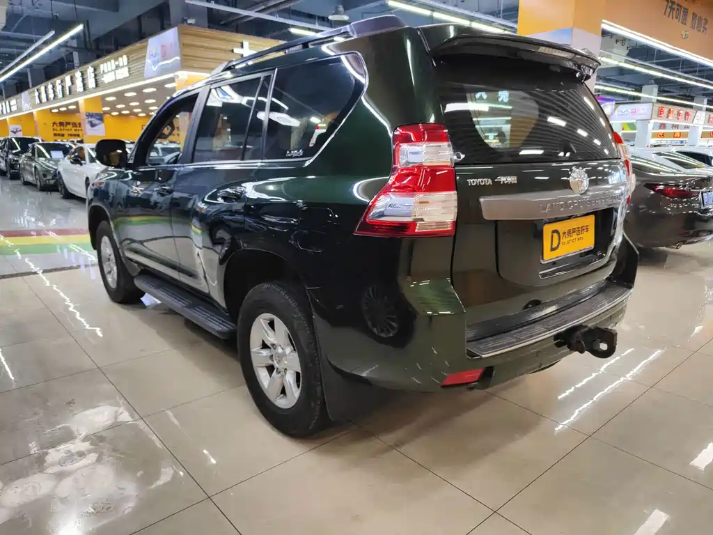 Toyota Prado — фото 2
