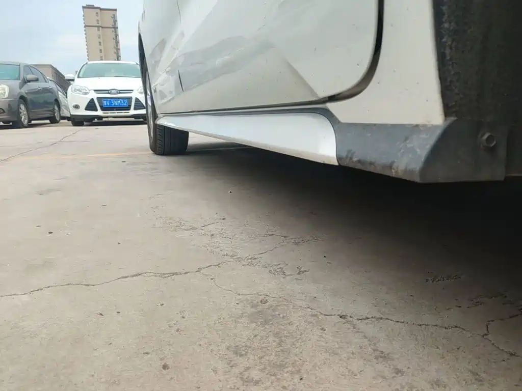 Toyota Granvia — фото 22