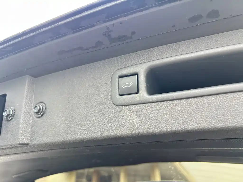 Toyota Highlander — фото 17