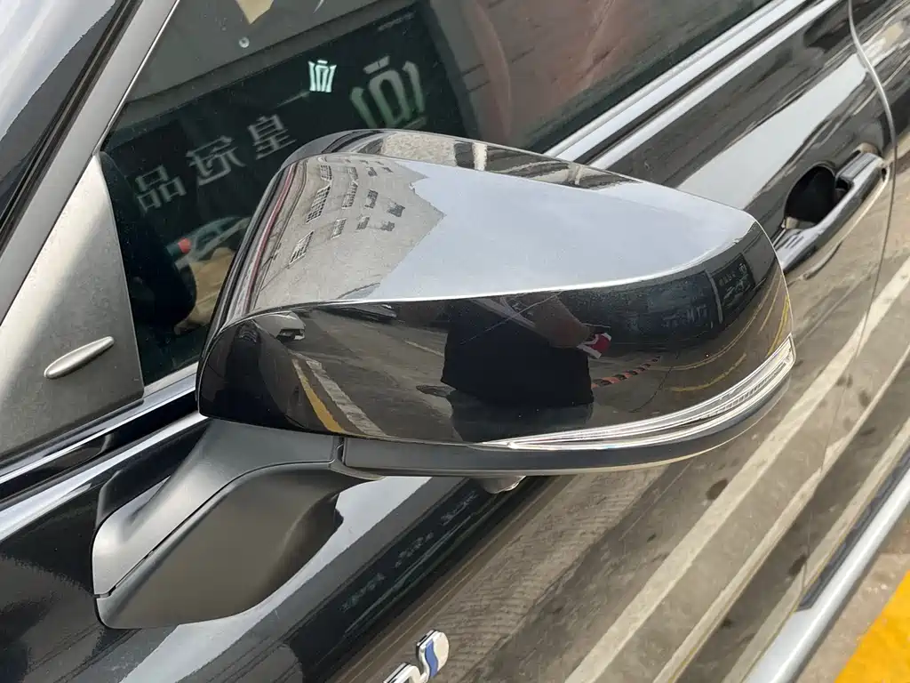 Toyota Crown Kluger — фото 8