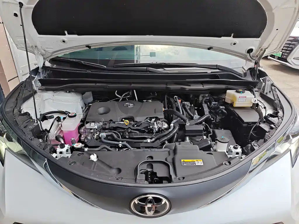 Toyota Sienna — фото 8