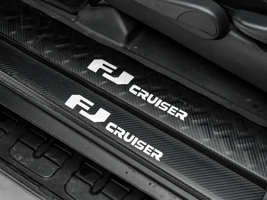 Toyota FJ Cruiser — фото 17