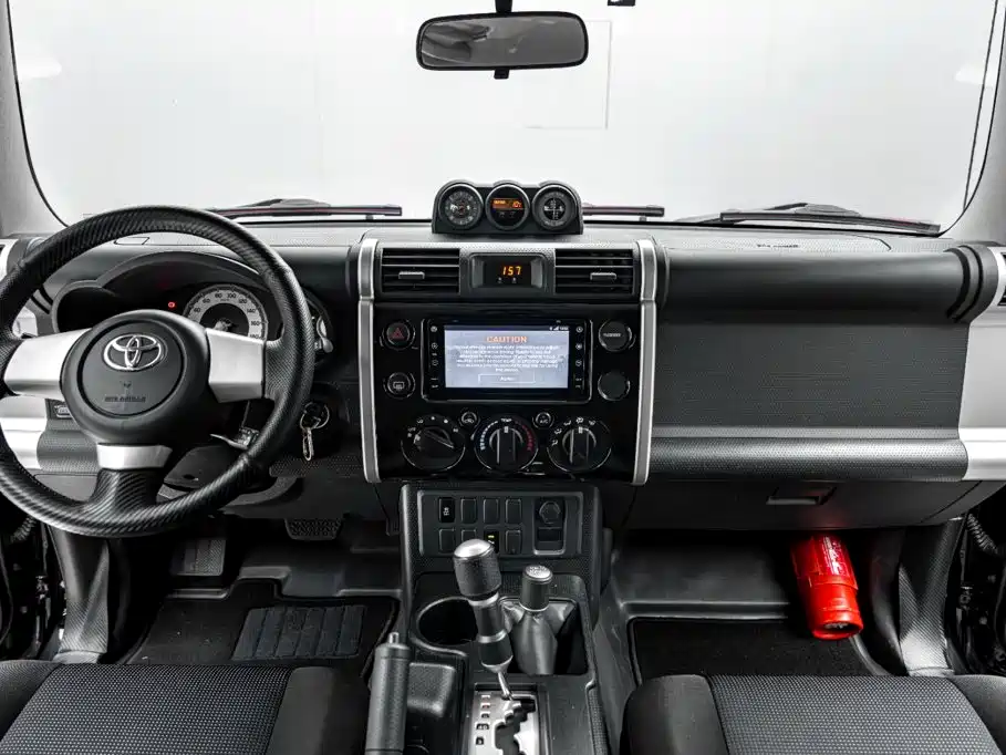 Toyota FJ Cruiser — фото 29