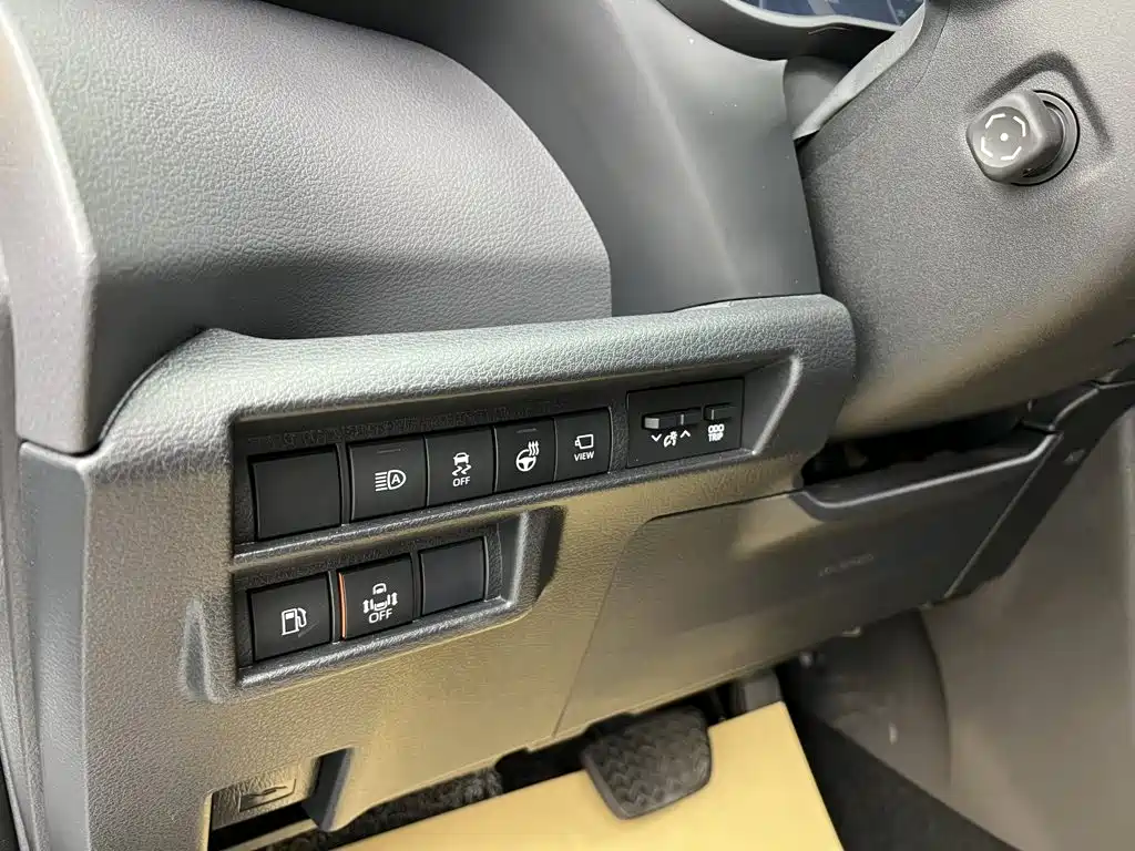 Toyota Sienna — фото 35