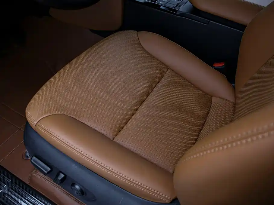 Toyota Prado — фото 14
