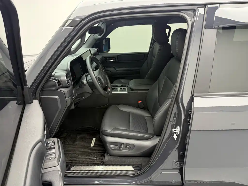Toyota Prado — фото 17