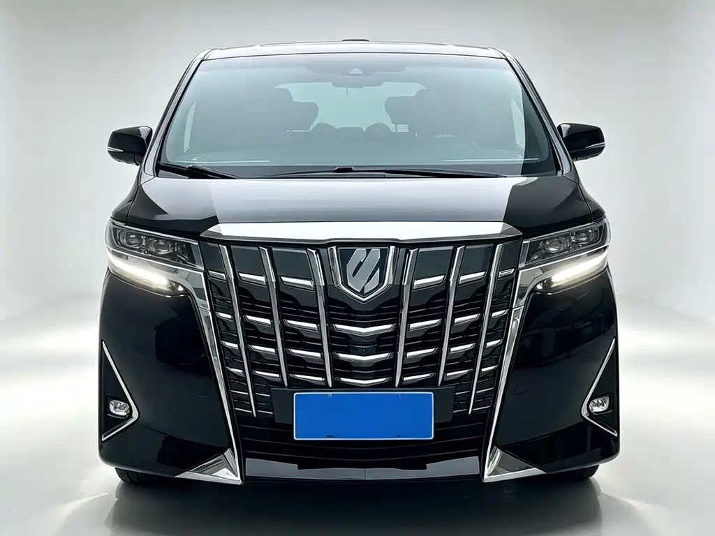 Toyota Alphard — фото 2