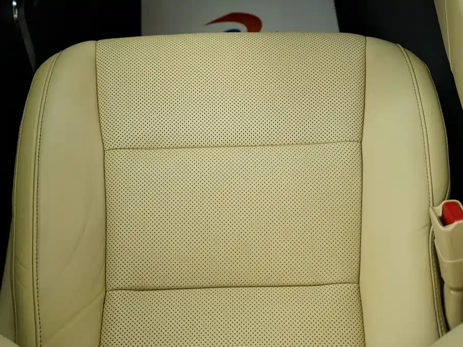 Toyota Alphard — фото 33