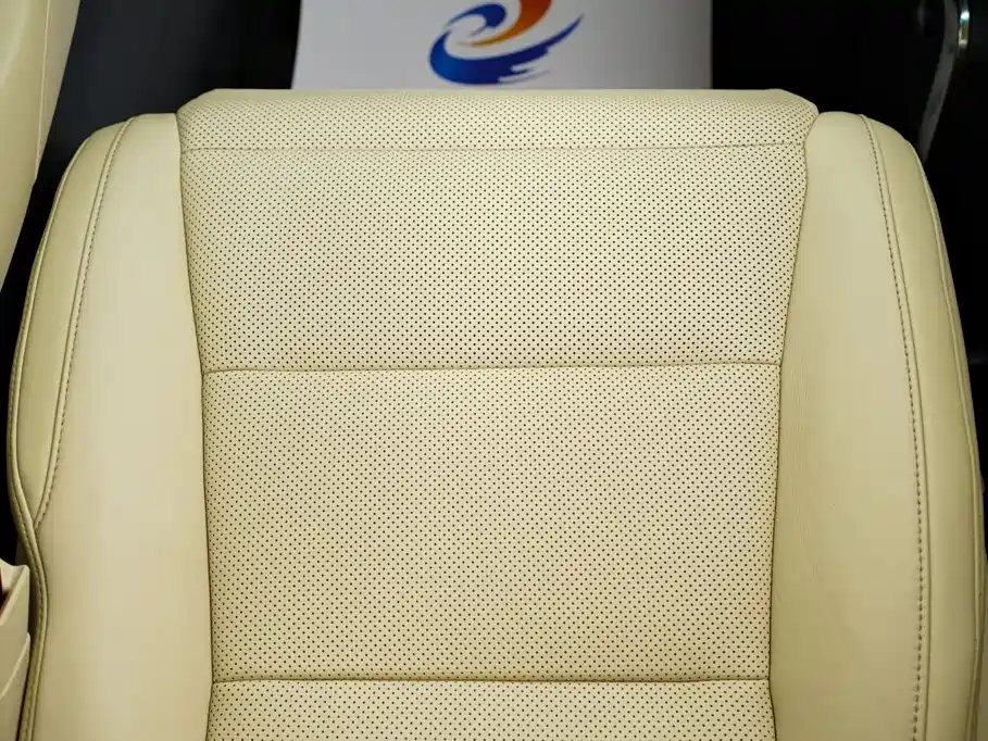 Toyota Alphard — фото 34