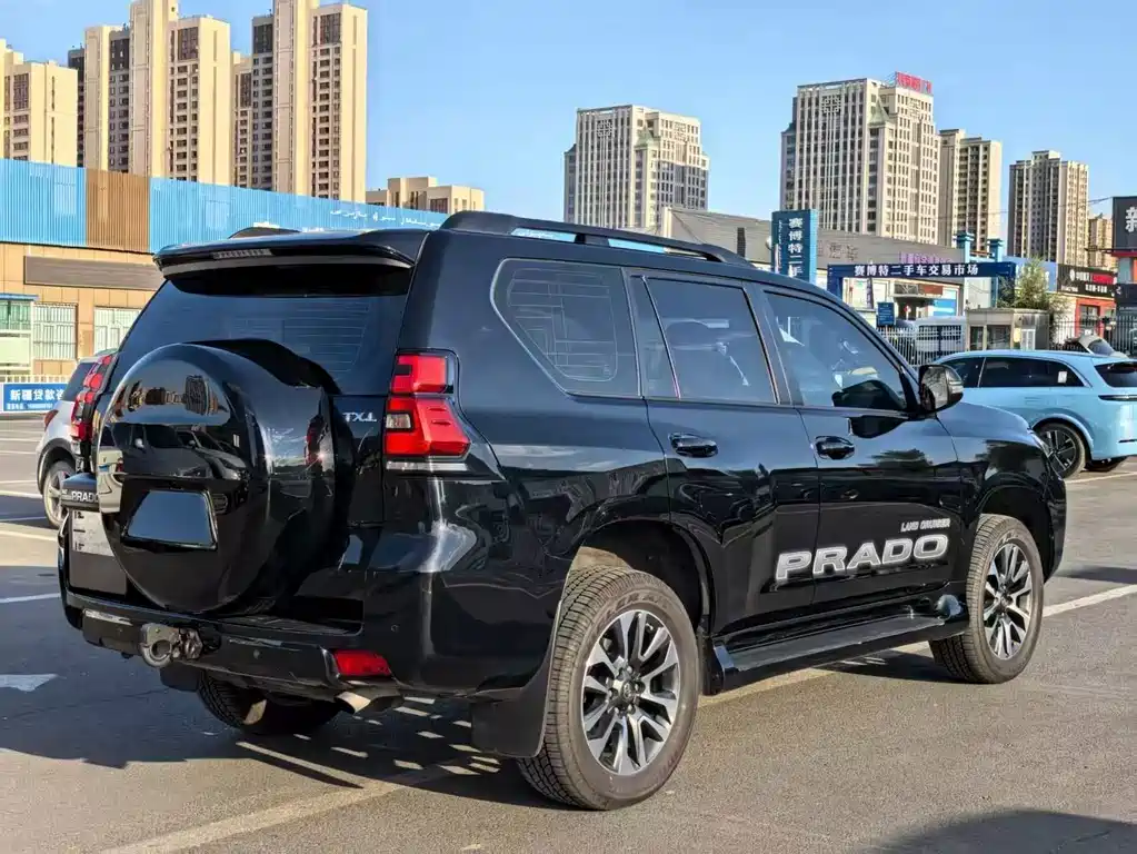 Toyota Prado (Import) — фото 9