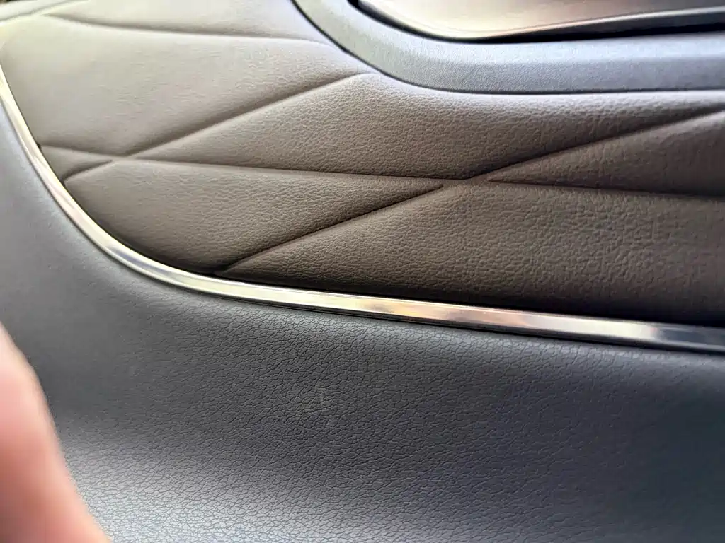 Toyota Alphard — фото 31