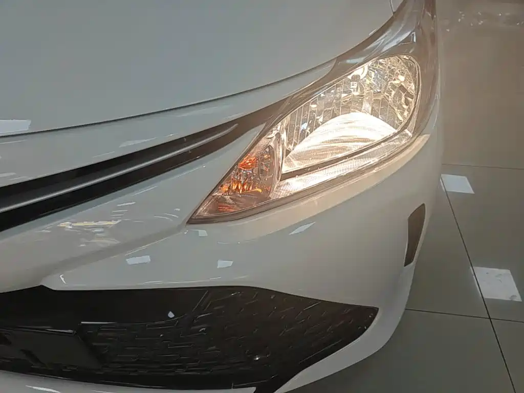 Toyota Vios FS — фото 18