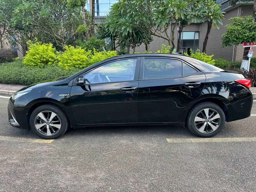 Toyota Levin — фото 17