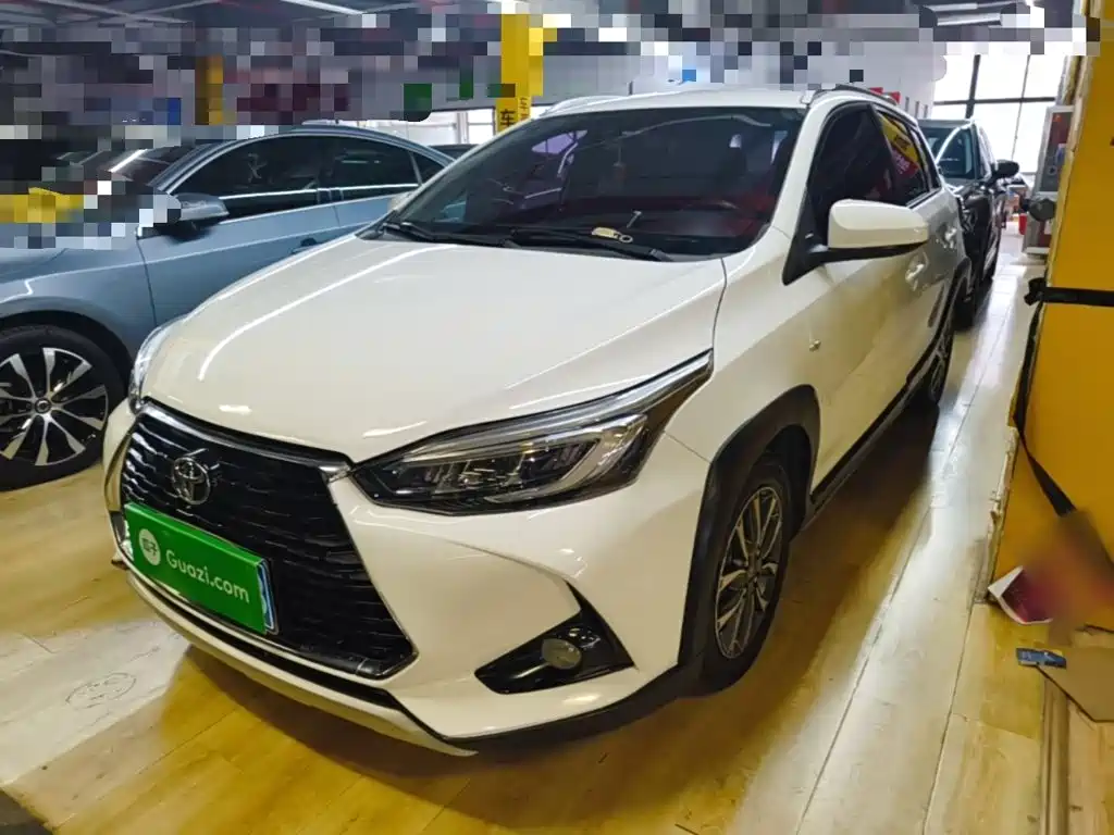 Toyota Yaris L