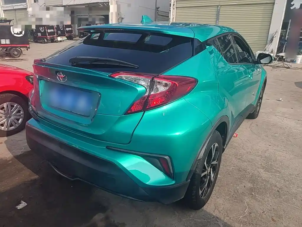 Toyota C-HR — фото 7