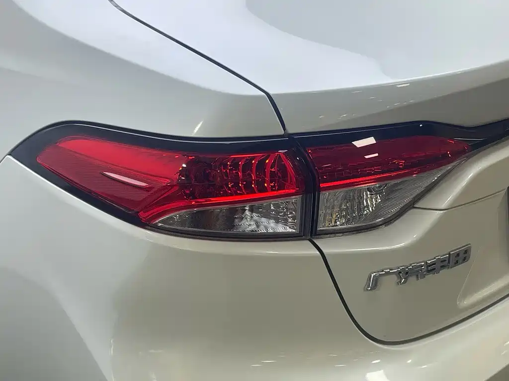Toyota Levin — фото 11