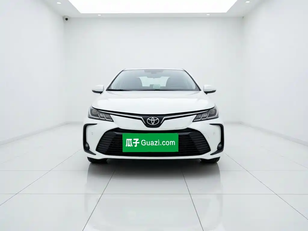 Toyota Corolla — фото 2