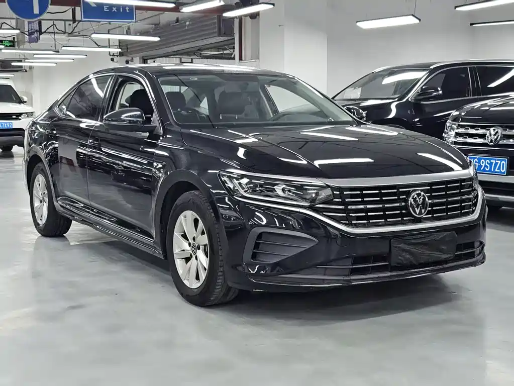 Volkswagen Passat — фото 3