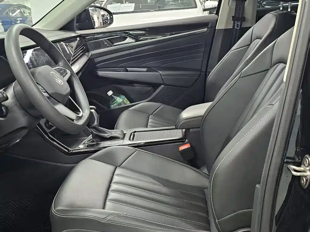 Volkswagen Passat — фото 8