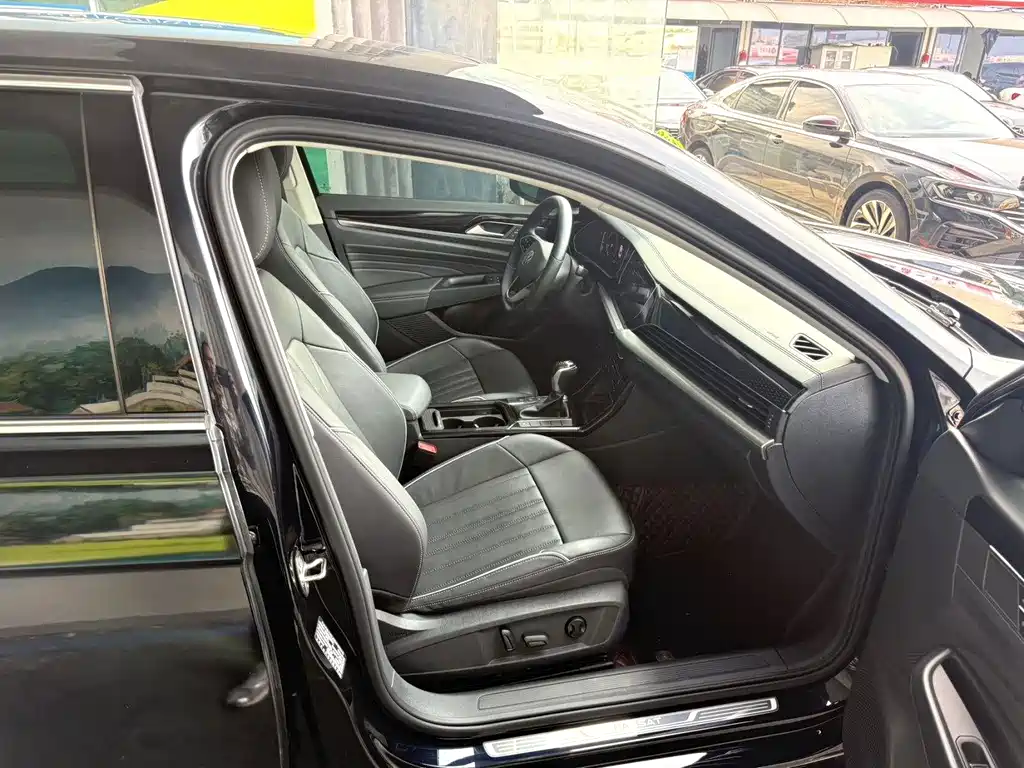 Volkswagen Passat — фото 4