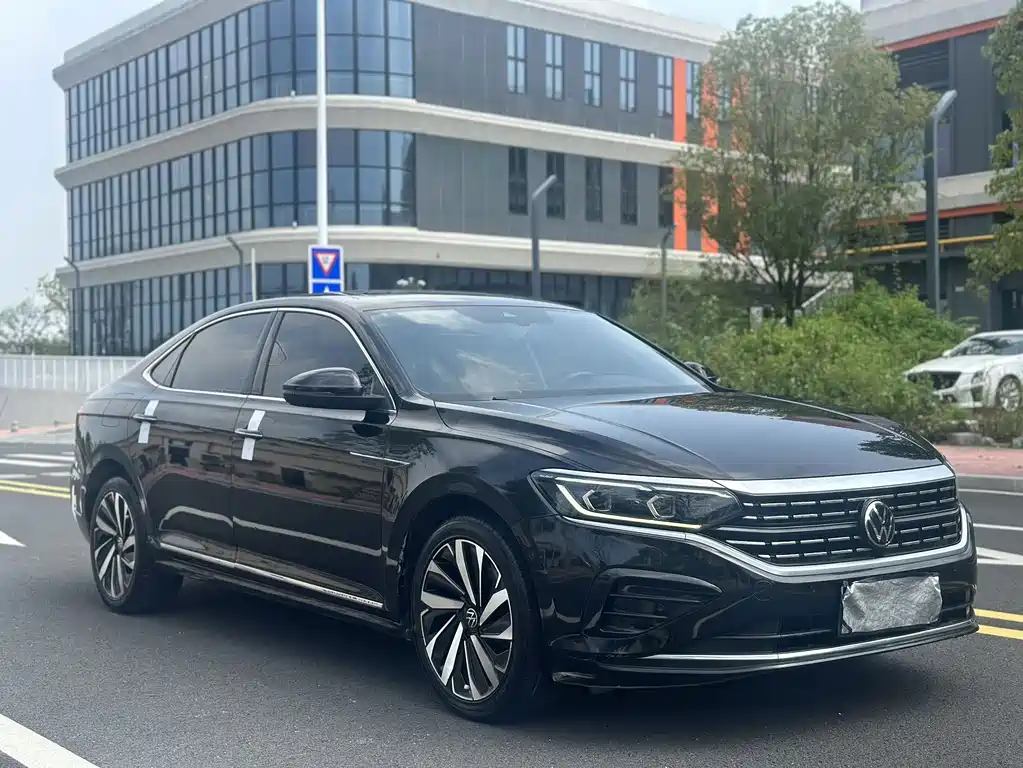 Volkswagen Passat — фото 3