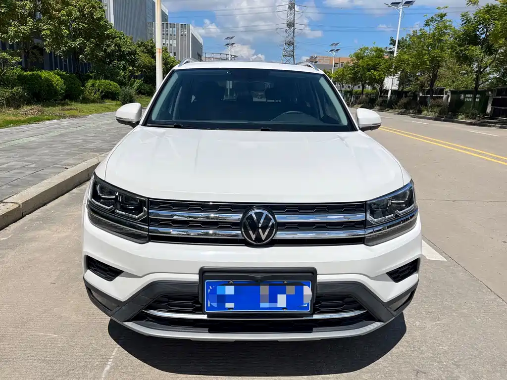 Volkswagen Tharu — фото 2