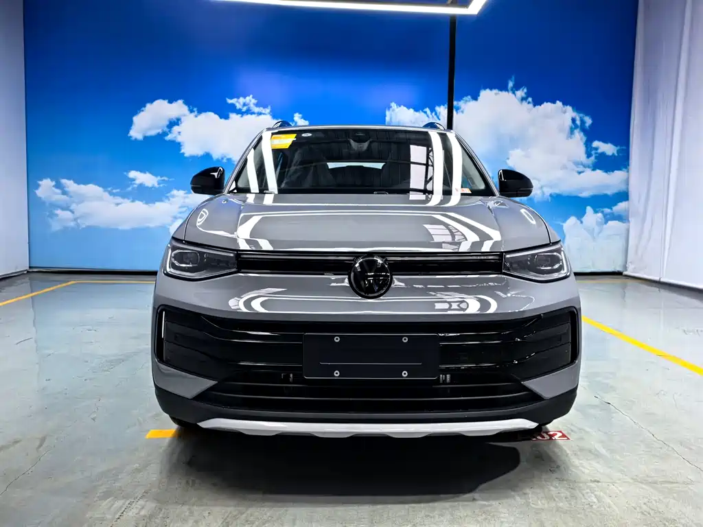 Volkswagen Tharu — фото 2