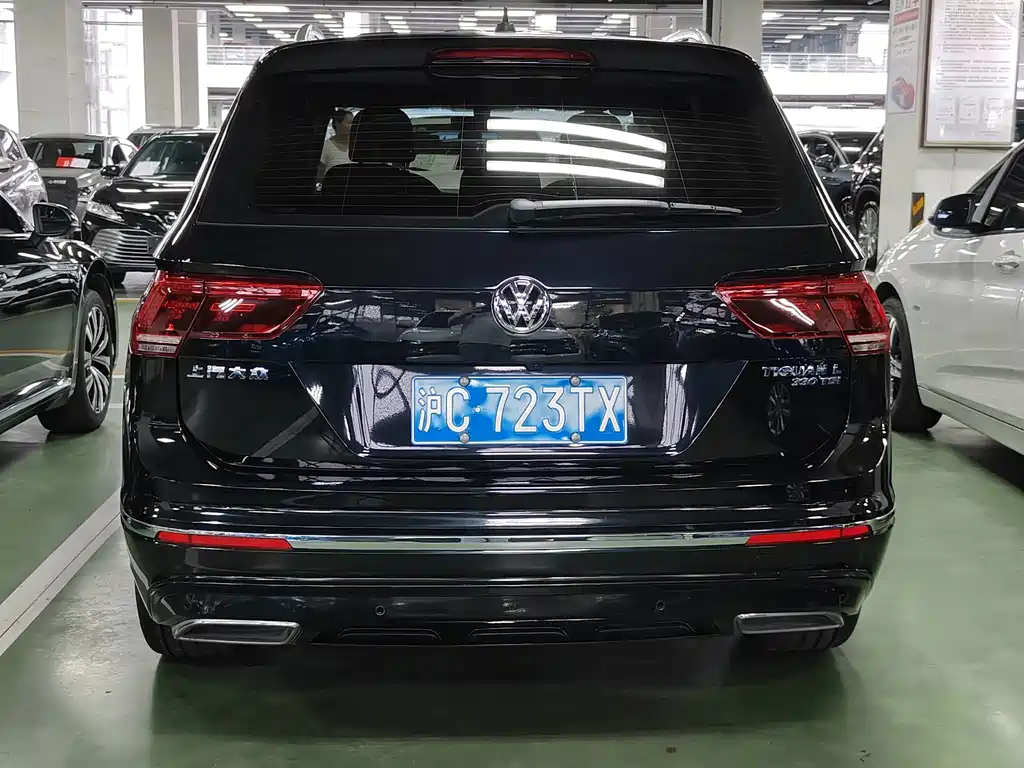 Volkswagen Tiguan L — фото 4