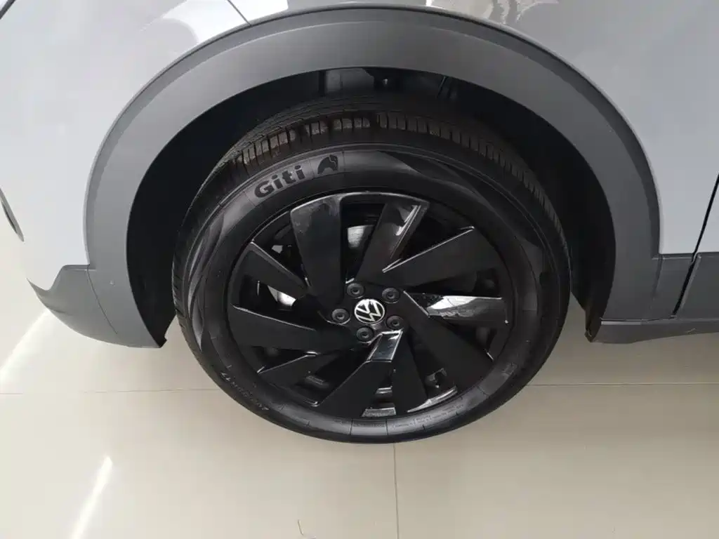 Volkswagen Tharu — фото 23