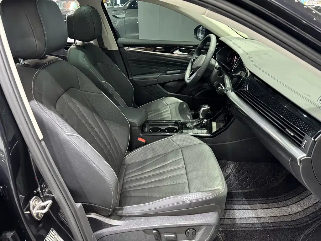 Volkswagen Passat — фото 9