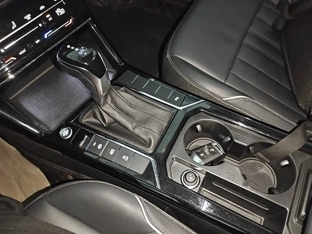 Volkswagen Passat — фото 14