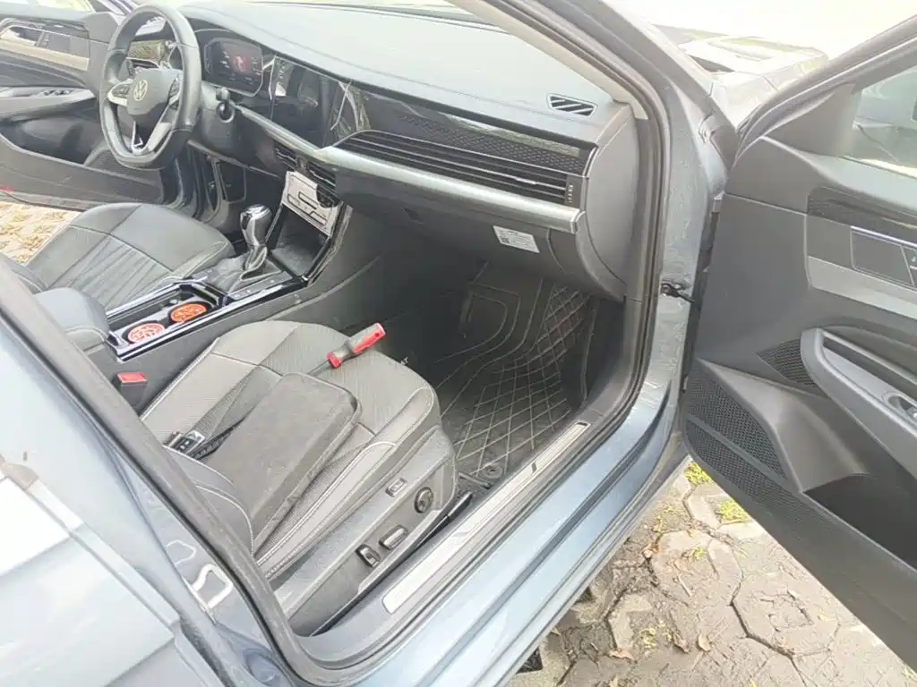 Volkswagen Passat — фото 9