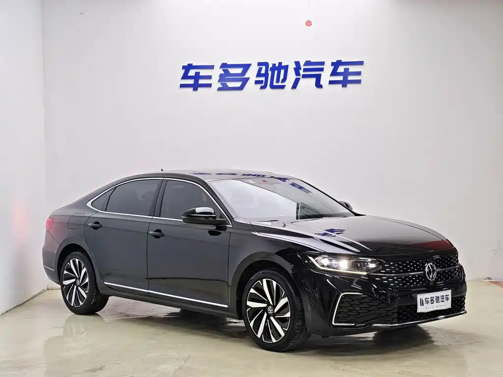 Volkswagen Passat — фото 3