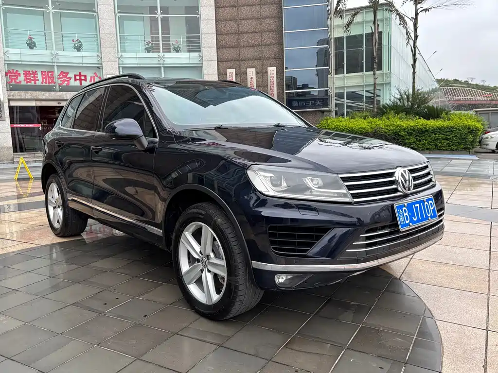 Volkswagen Touareg — фото 3