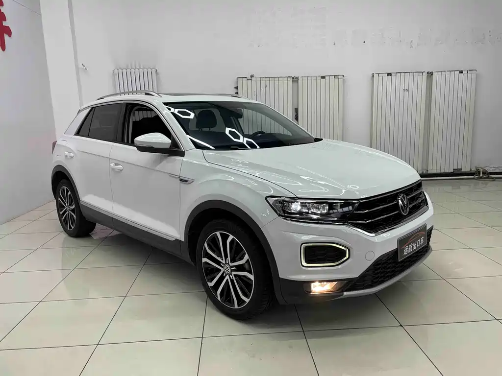 Volkswagen T-Roc — фото 3