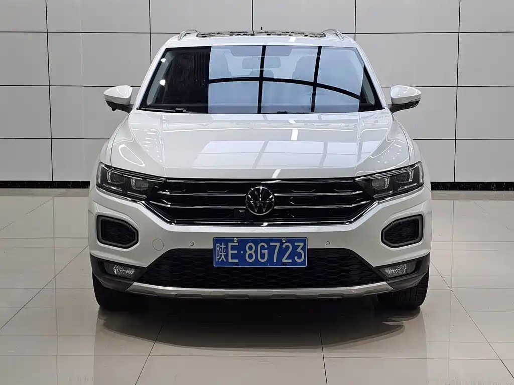 Volkswagen T-Roc — фото 2