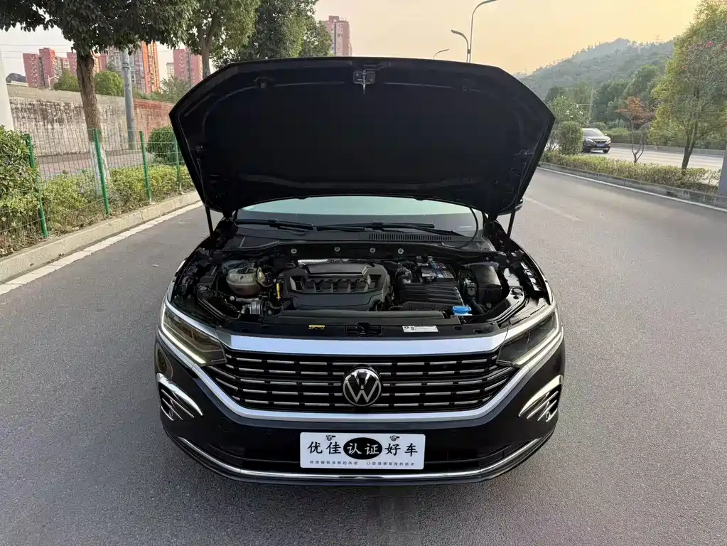 Volkswagen Passat — фото 9
