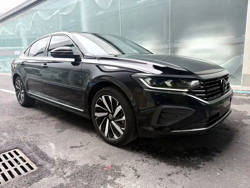 Volkswagen Passat — фото 8